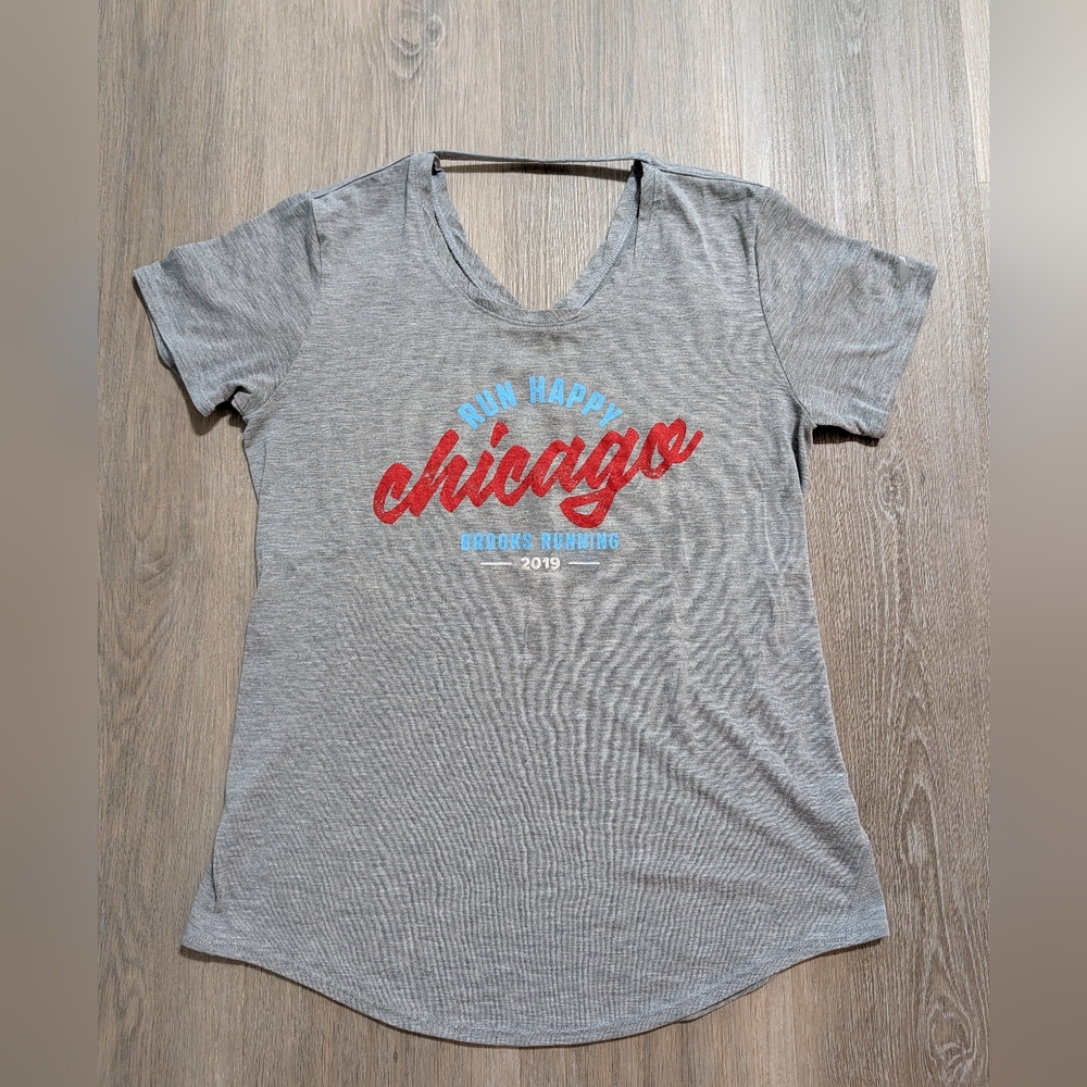 Brooks Chicago Graphic Women's Top - S - Preloved